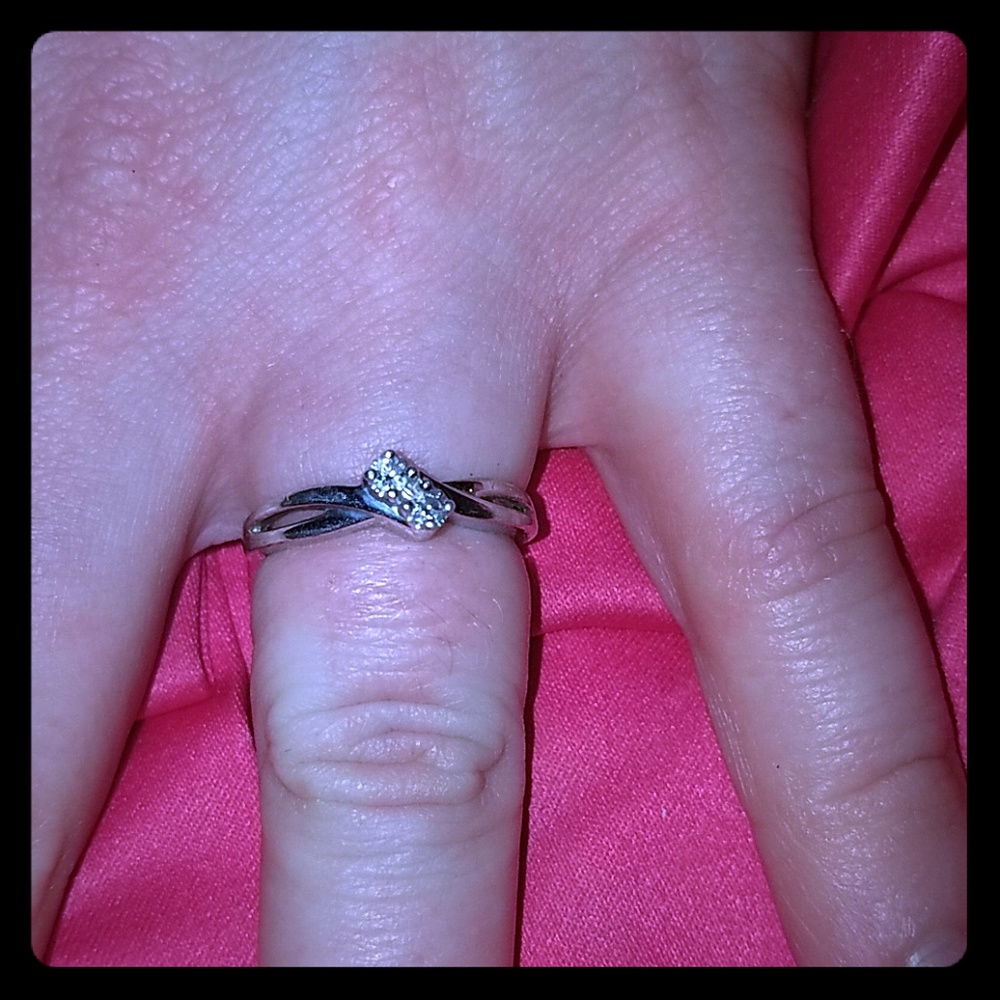 Diamond ring